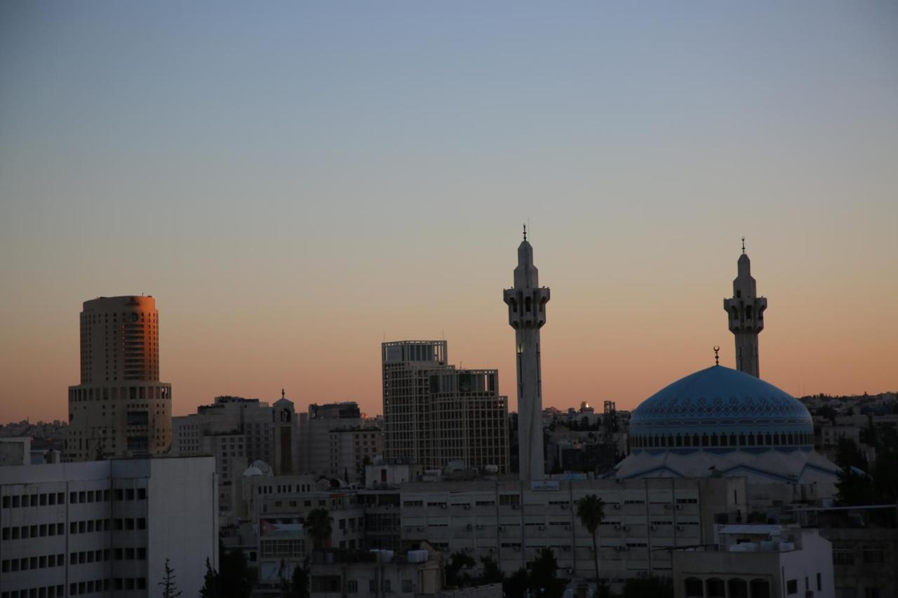 Kaya Hotel Amman Buitenkant foto