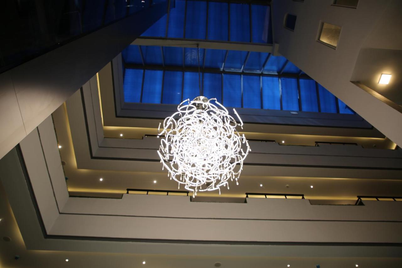 Kaya Hotel Amman Buitenkant foto