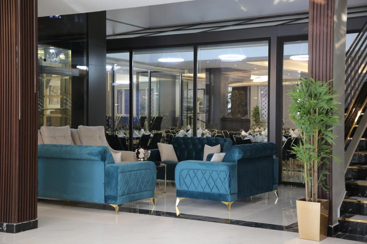 Kaya Hotel Amman Buitenkant foto