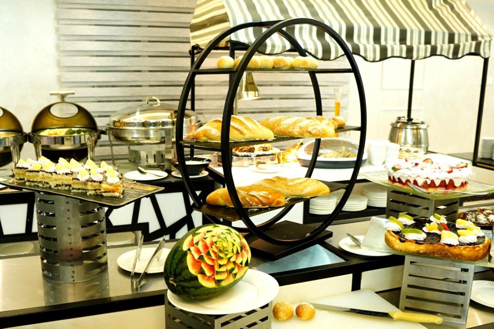 Kaya Hotel Amman Buitenkant foto
