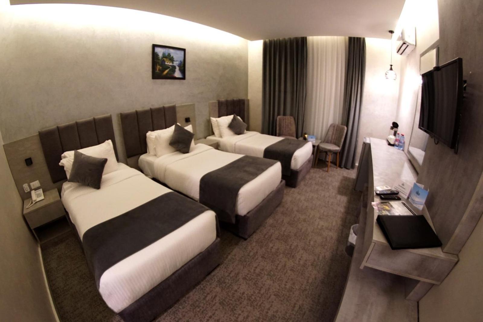 Kaya Hotel Amman Buitenkant foto