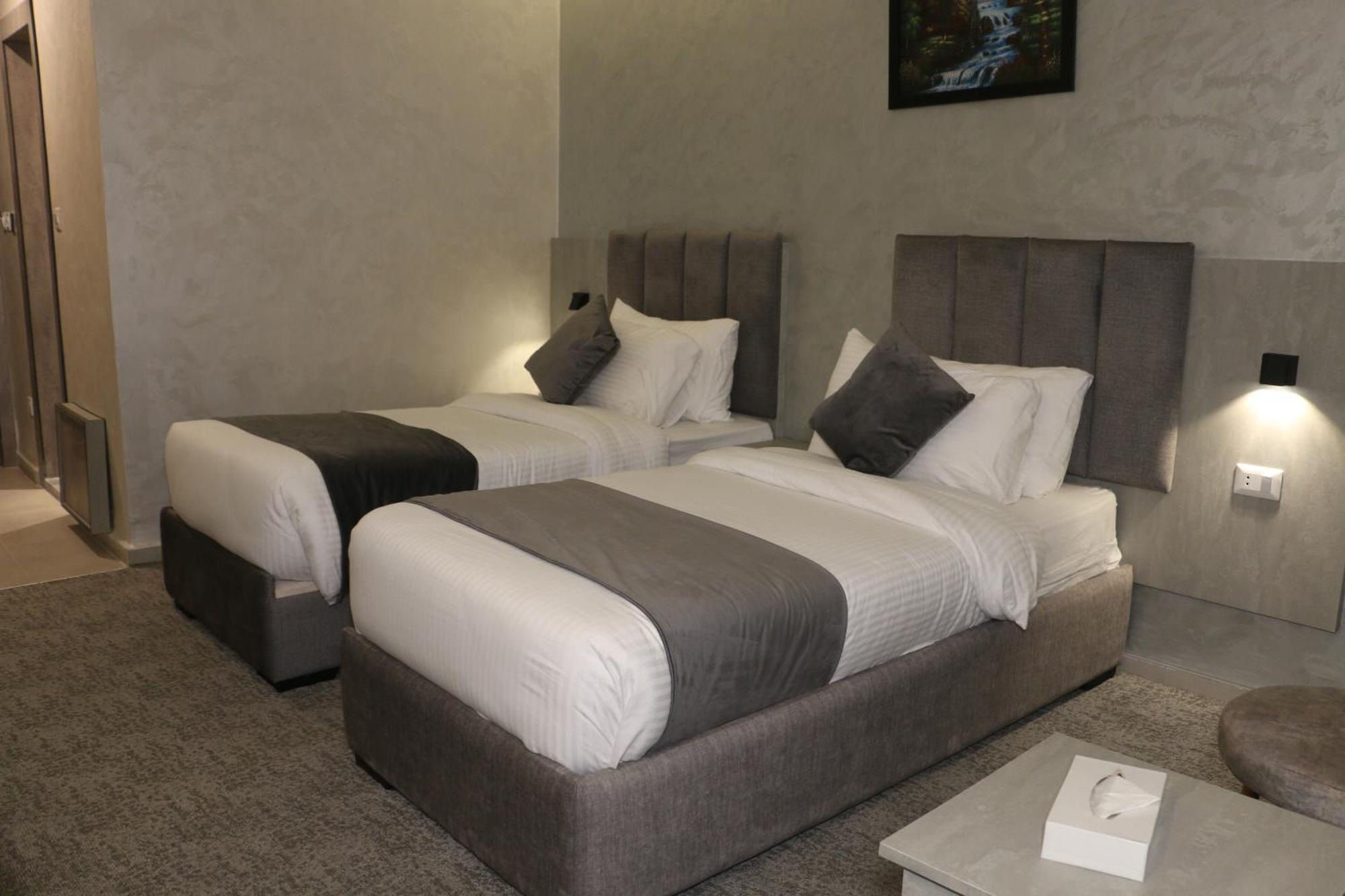 Kaya Hotel Amman Buitenkant foto
