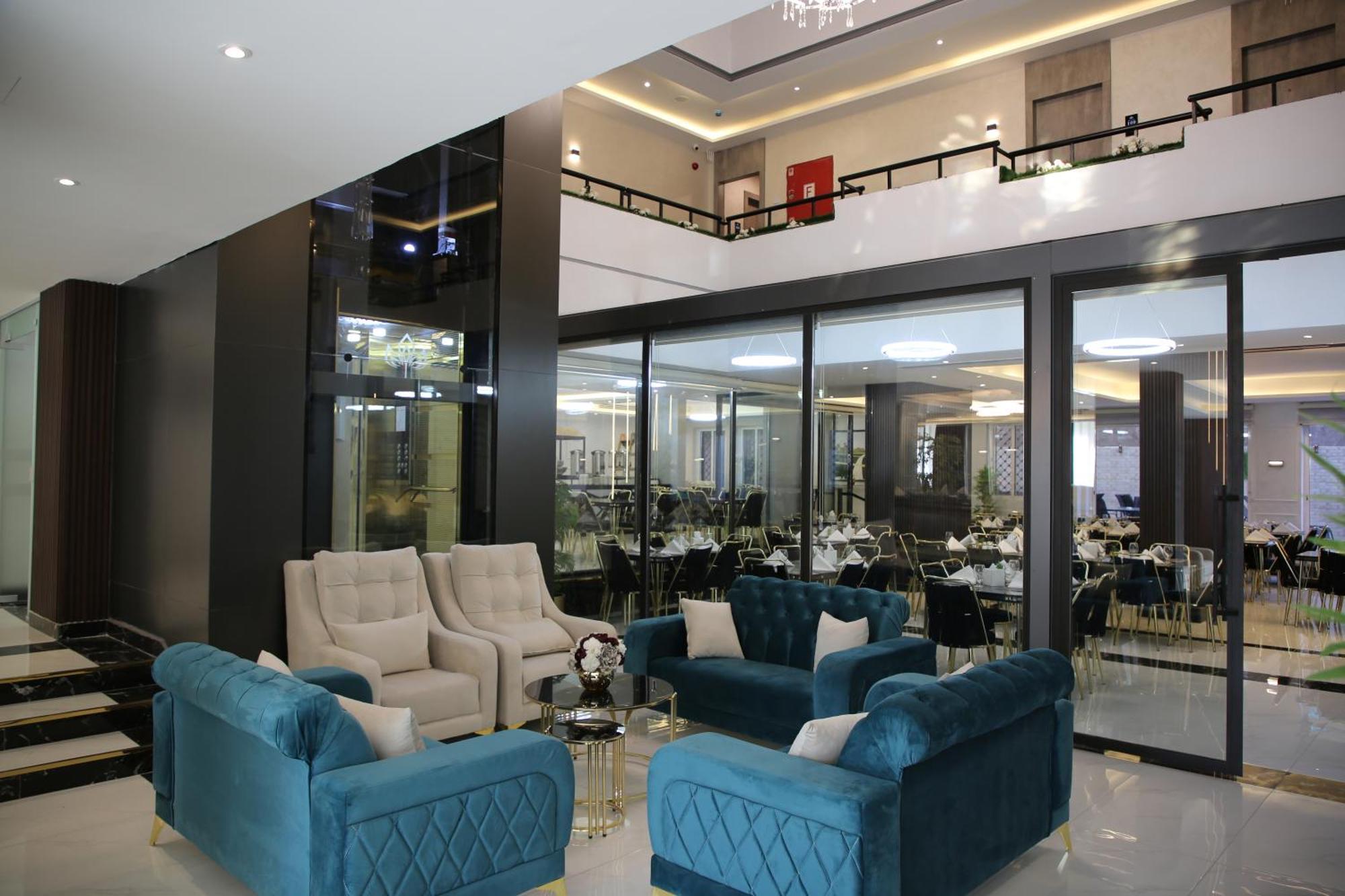 Kaya Hotel Amman Buitenkant foto